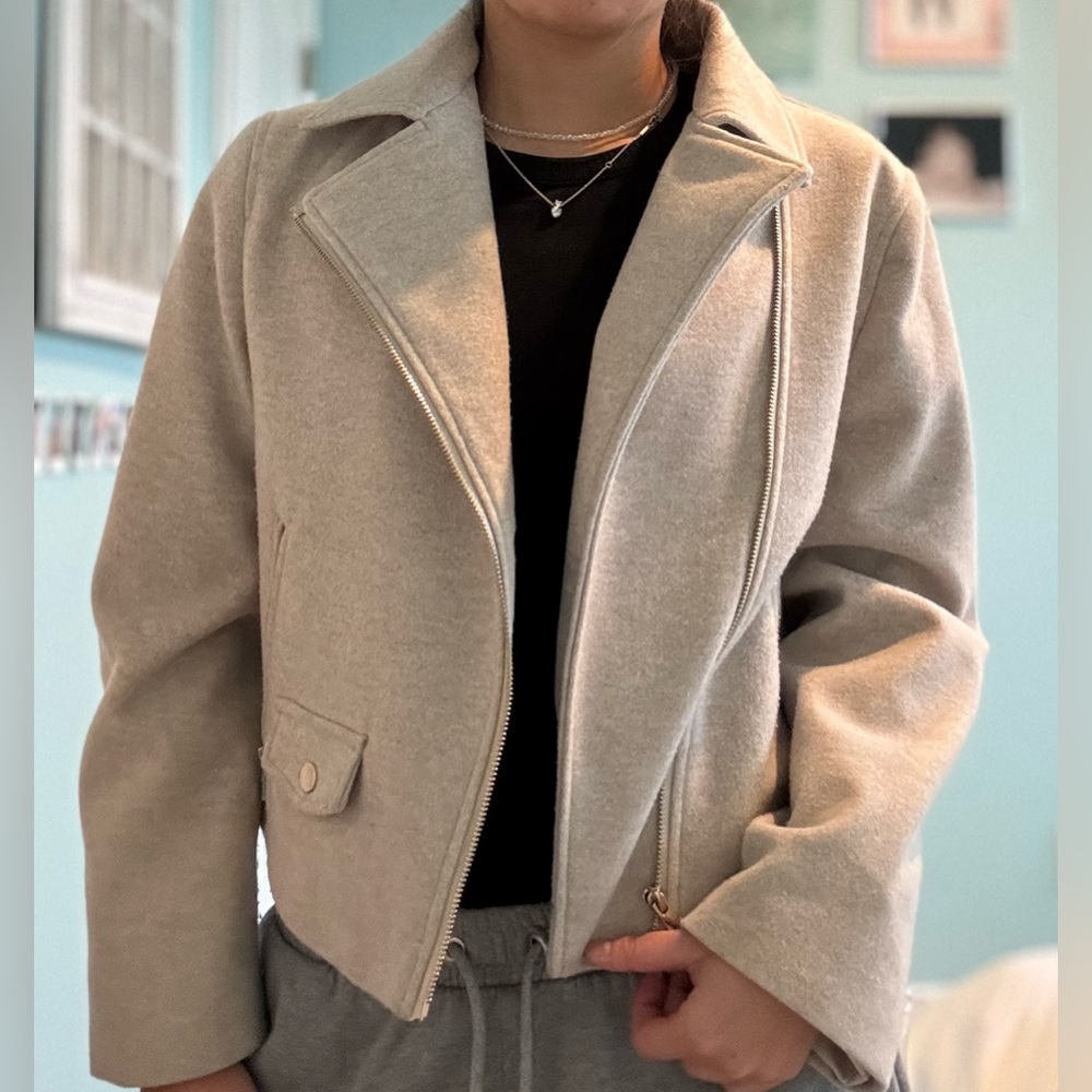 Beige jacket (small)